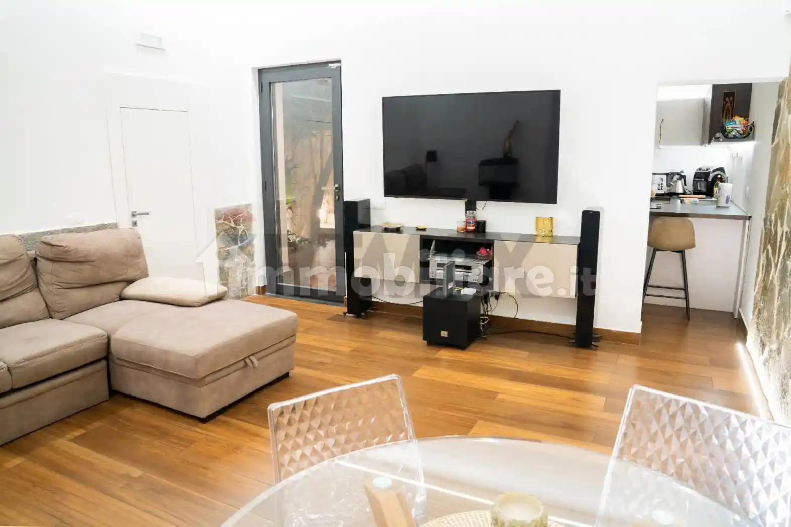 Casa indipendente in vendita a Aci Castello