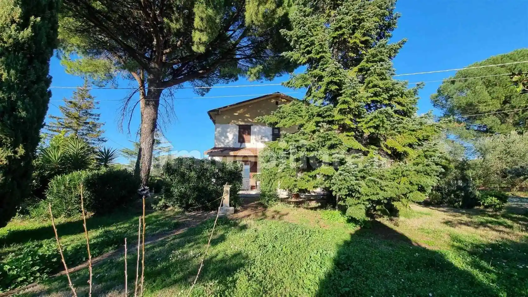 Rustico - Casale in vendita a Fara in Sabina