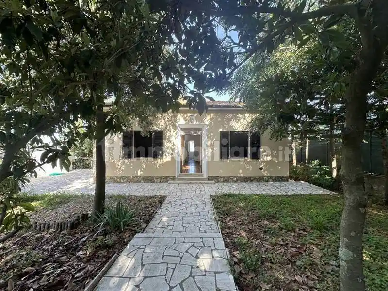 Villa in vendita a Massa Marittima