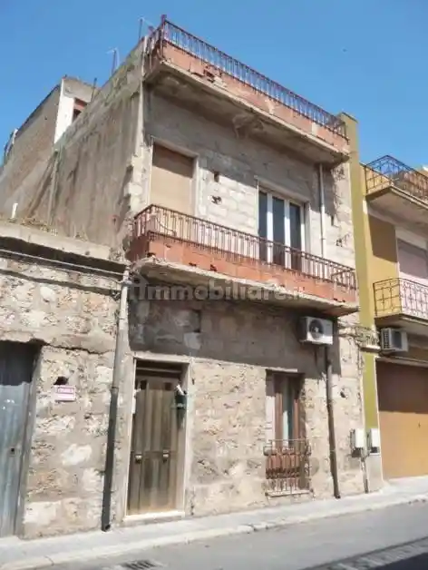 Appartamento in vendita a Vittoria