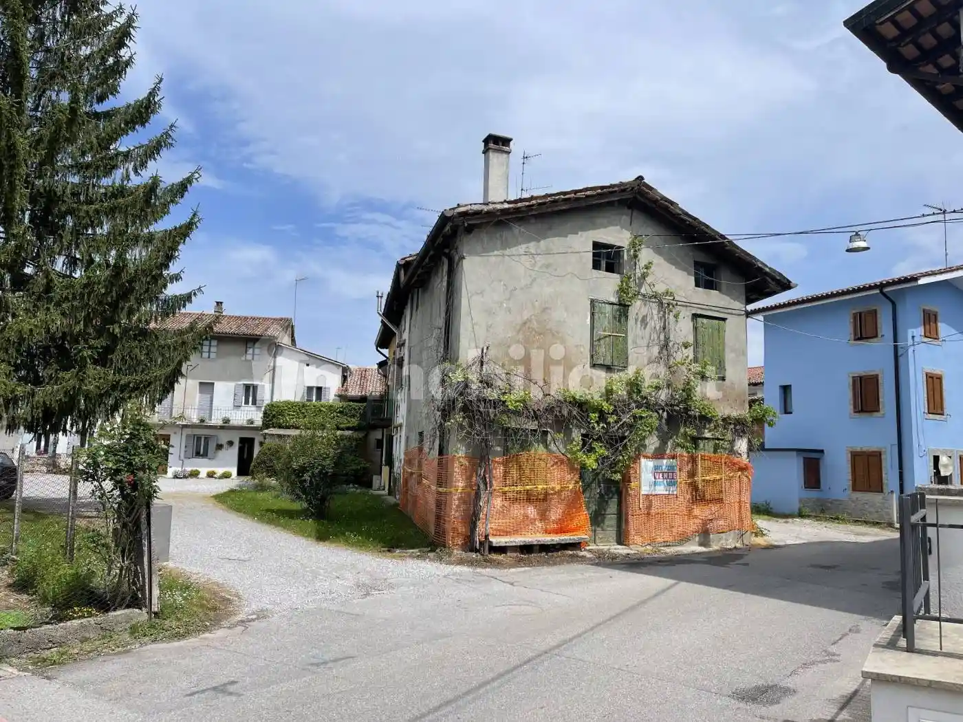 Rustico - Casale in vendita a Capriva del Friuli
