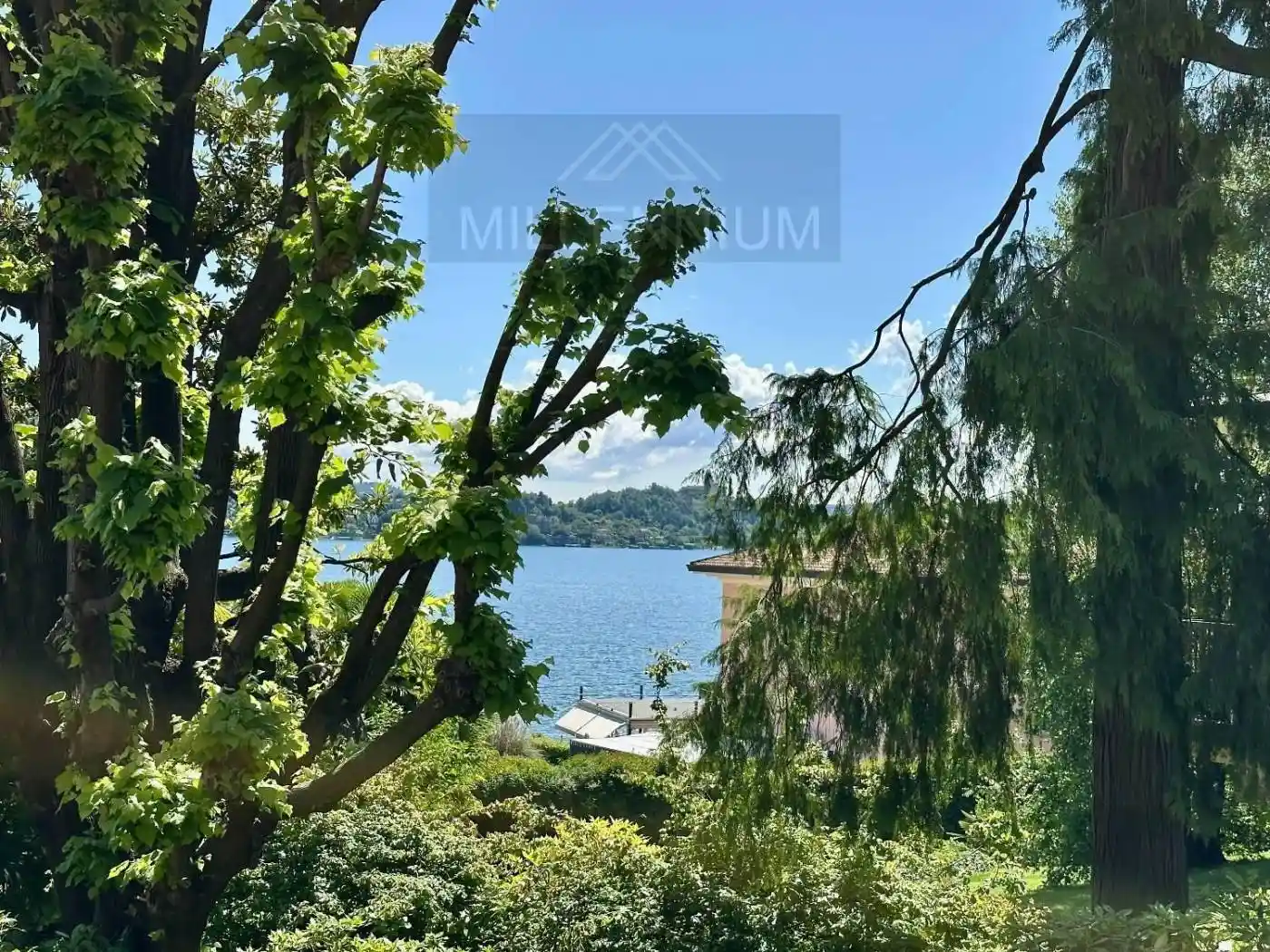 Appartamento in vendita a Meina