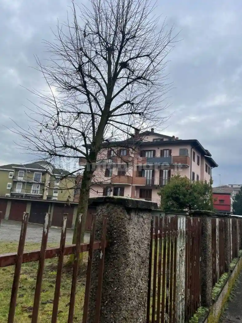 Appartamento in vendita a Rosate