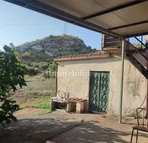 Villa in vendita a Caltanissetta