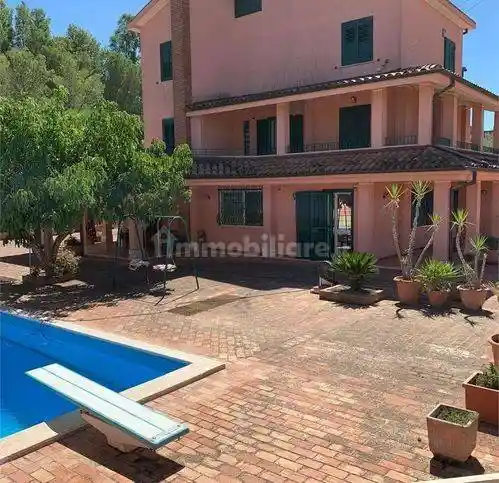 Villa in vendita a San Cataldo