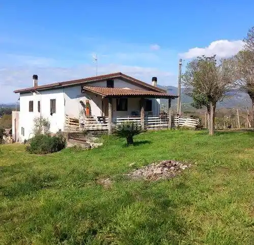 Villa in vendita a Olevano Romano