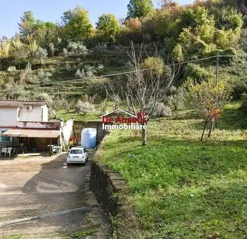 Villa in vendita a Olevano Romano