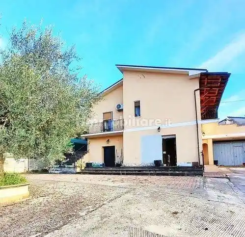 Villa in vendita a Paliano