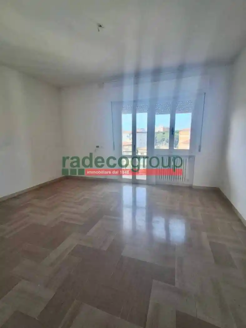 Appartamento in vendita a Livorno