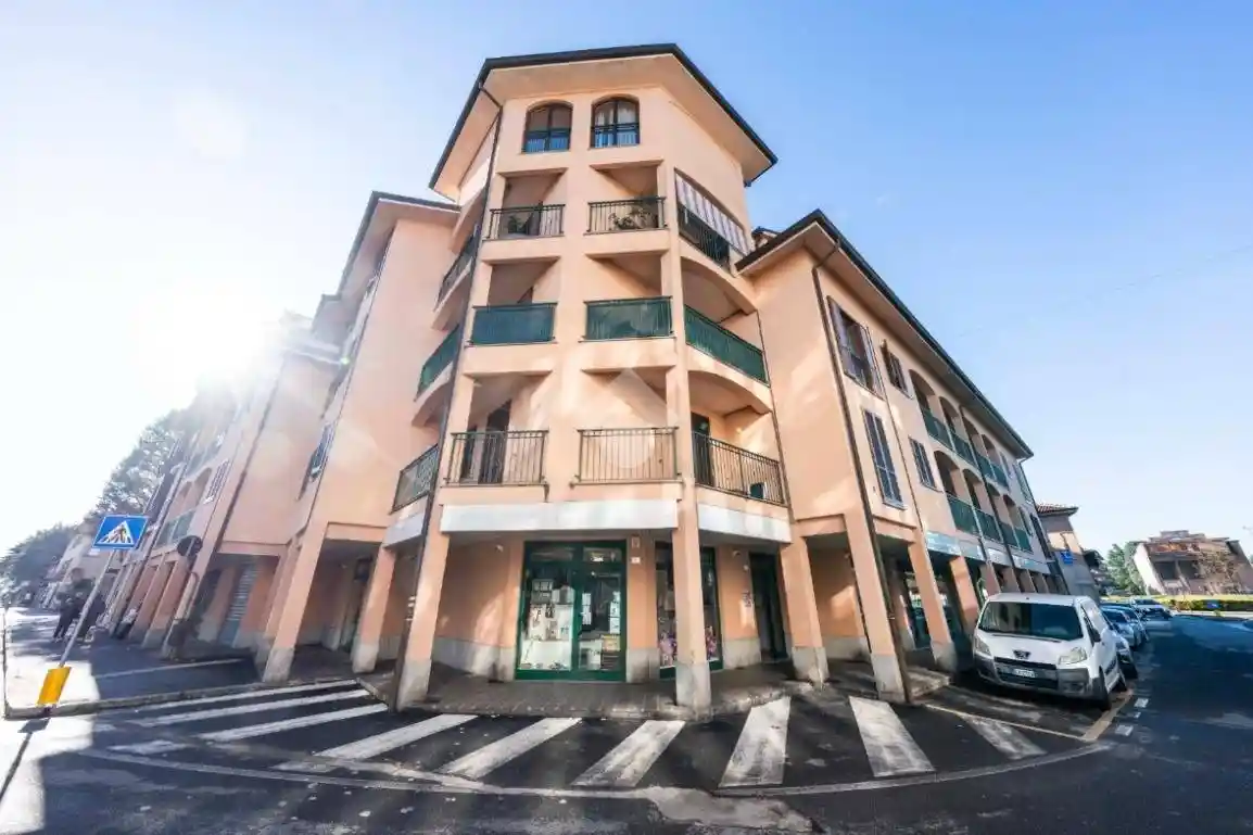 Appartamento in vendita a Albiate