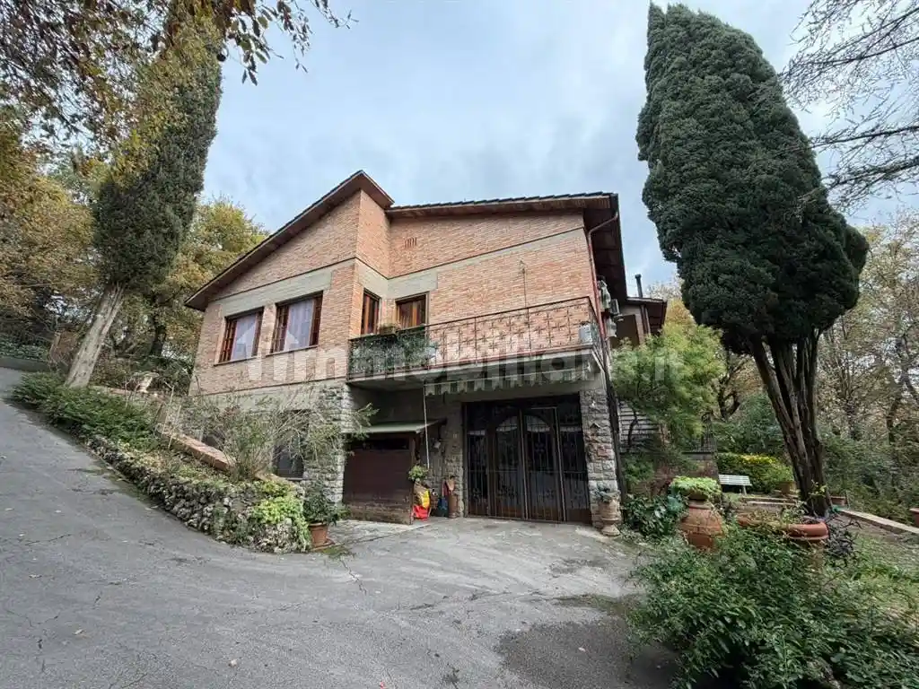 Villa in vendita a Monteriggioni