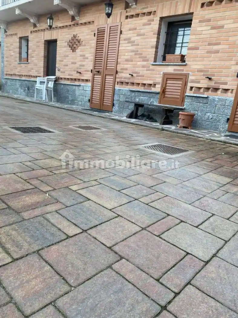 Rustico - Casale in vendita a Novara