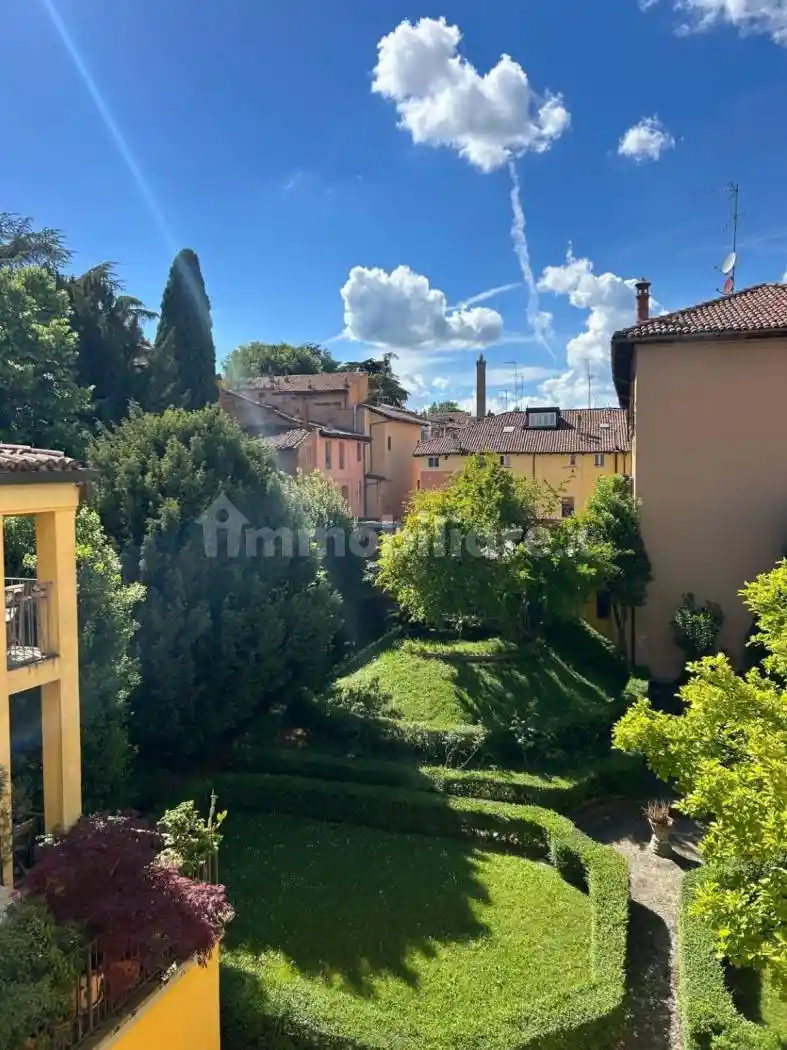 Appartamento in affitto a Bologna