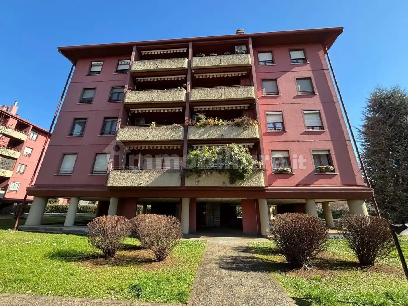 Appartamento in vendita a Limbiate