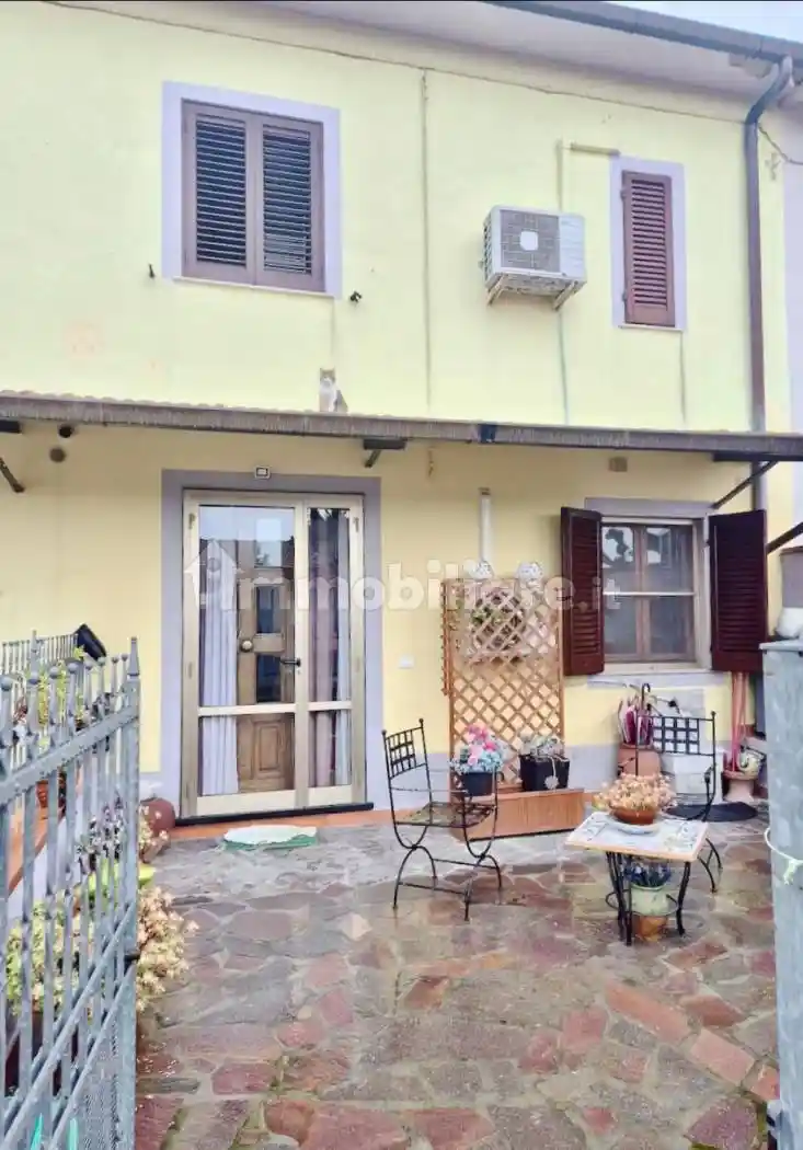 Casa indipendente in vendita a Cascina