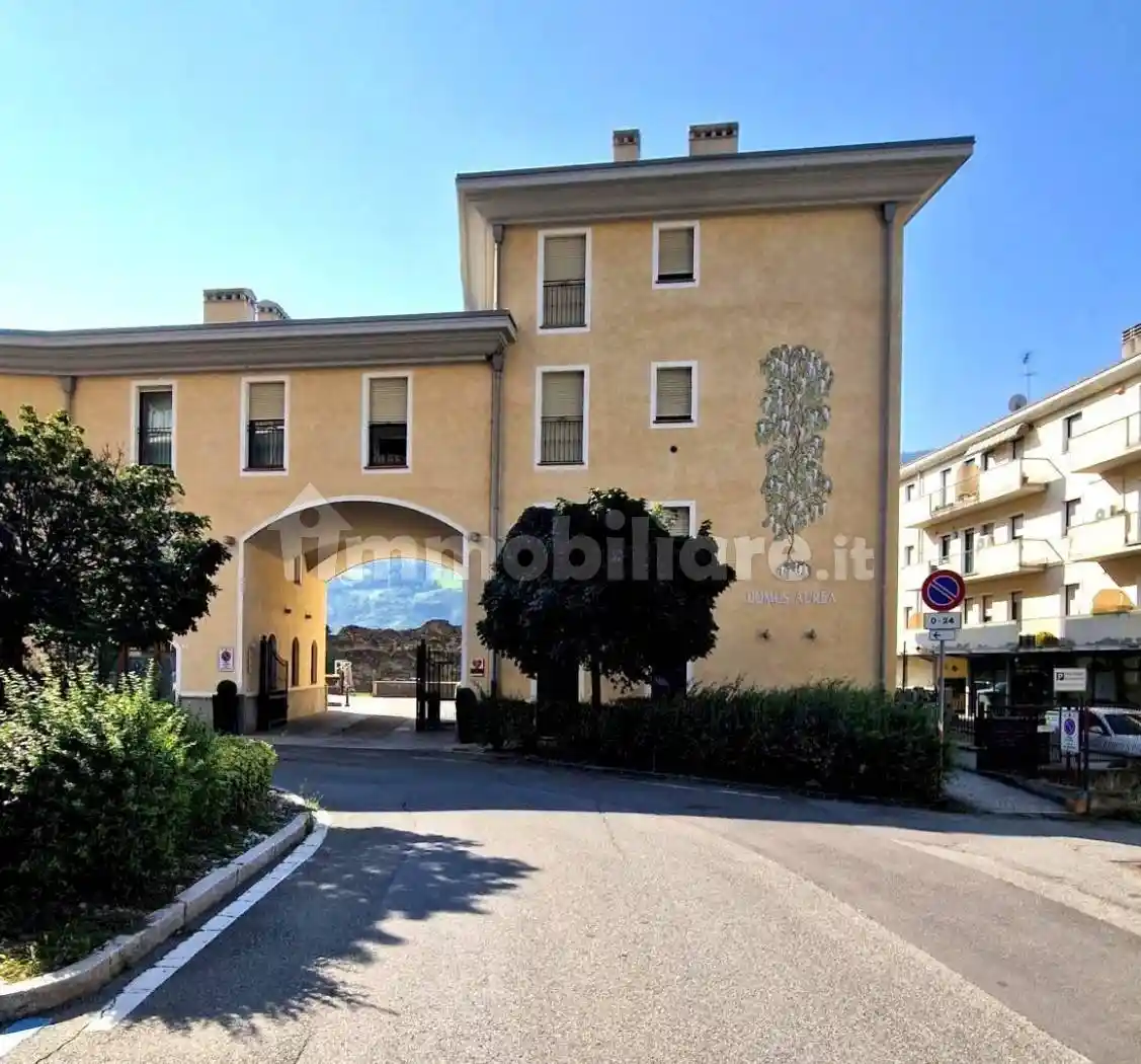 Appartamento in vendita a Aosta