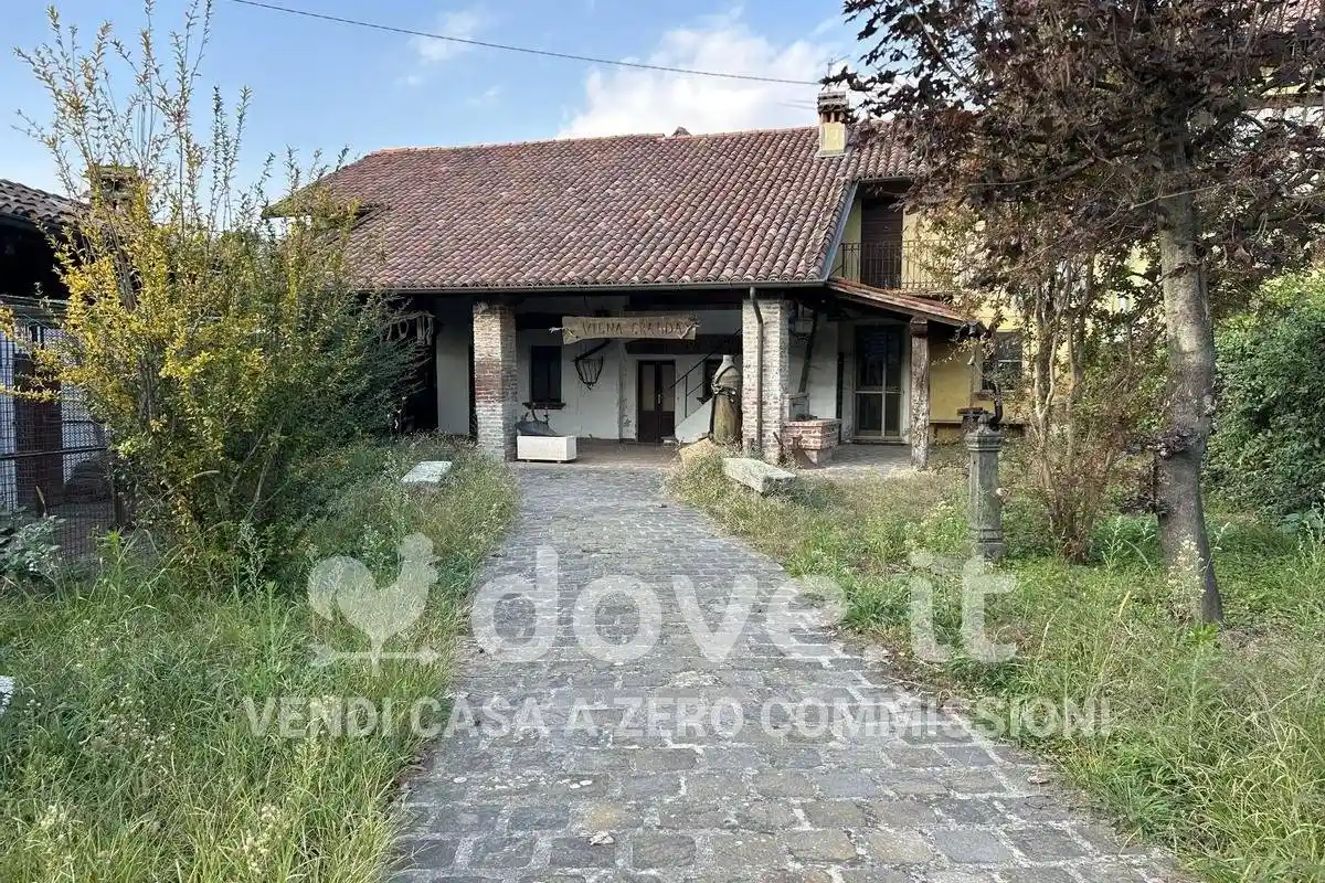 Rustico - Casale in vendita a Robbio