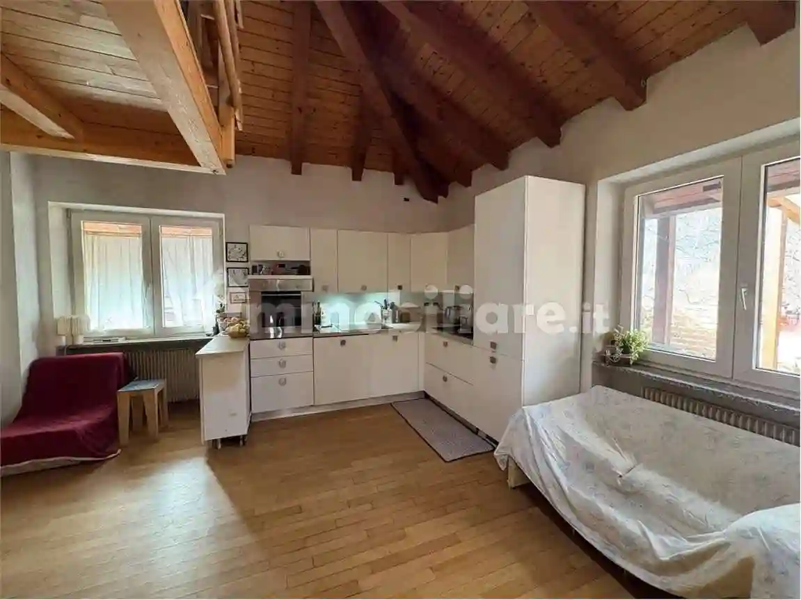 Casa indipendente - foto 2