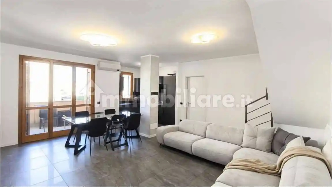 Appartamento in vendita a Limido Comasco