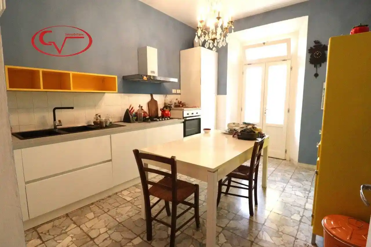 Appartamento in vendita a Montevarchi