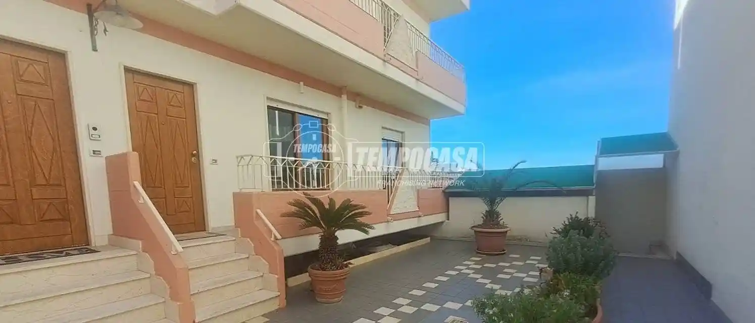 Appartamento in vendita a Adelfia