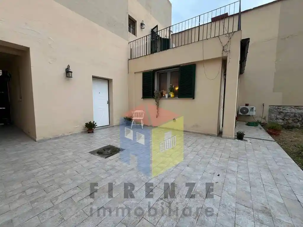 Casa indipendente in vendita a Firenze