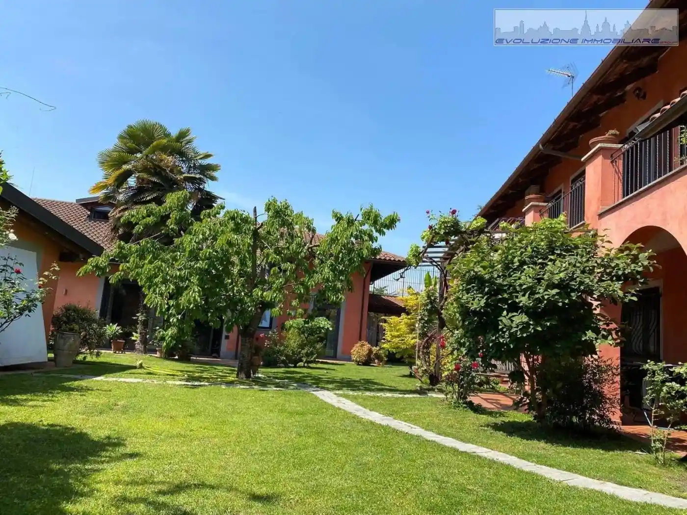 Villa in vendita a Caselle Torinese