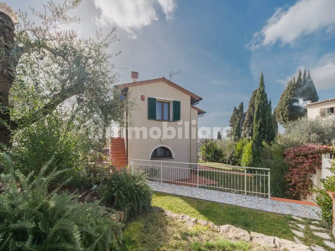Villa in vendita a Terricciola