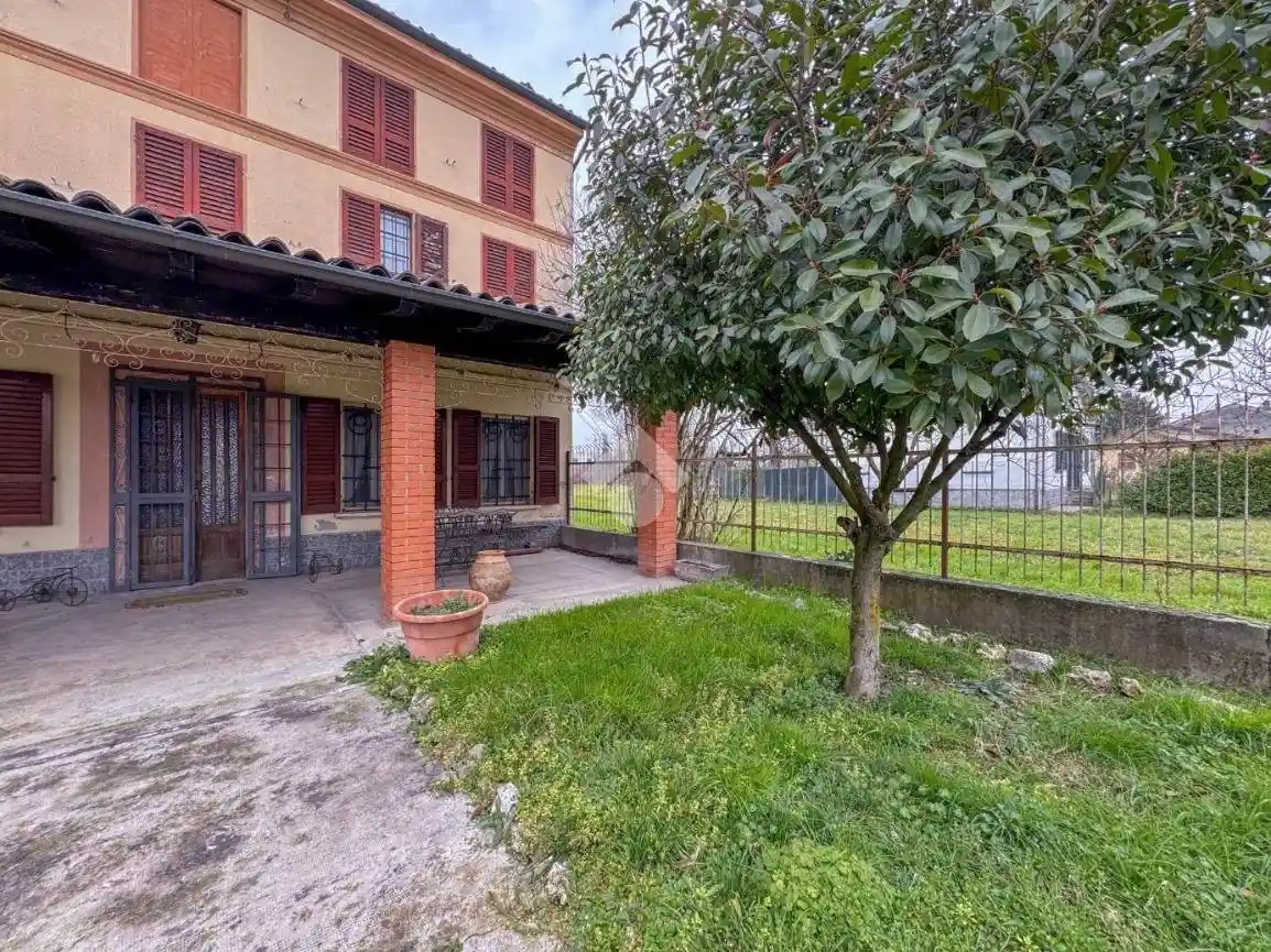 Casa indipendente in vendita a Arena Po