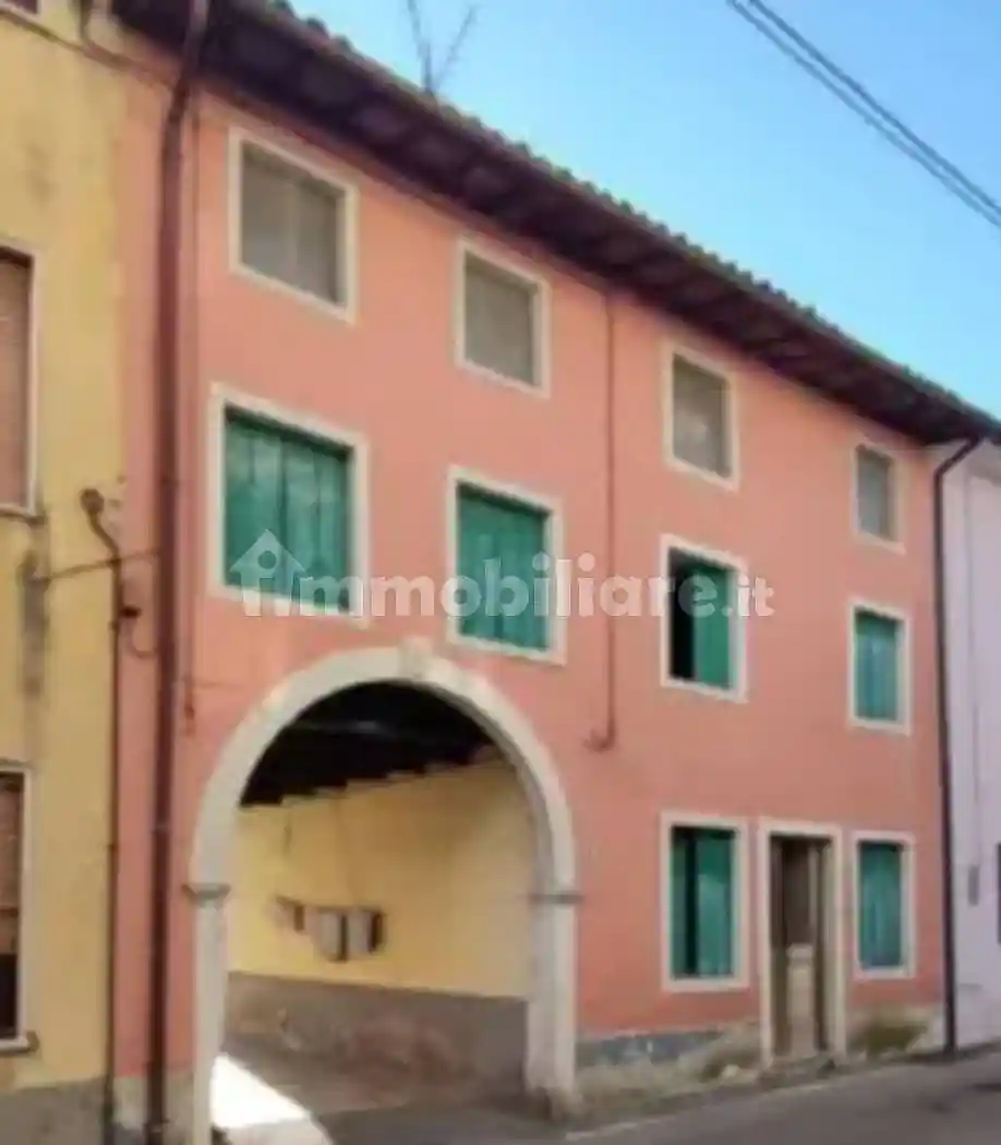 Appartamento in vendita a Chiampo