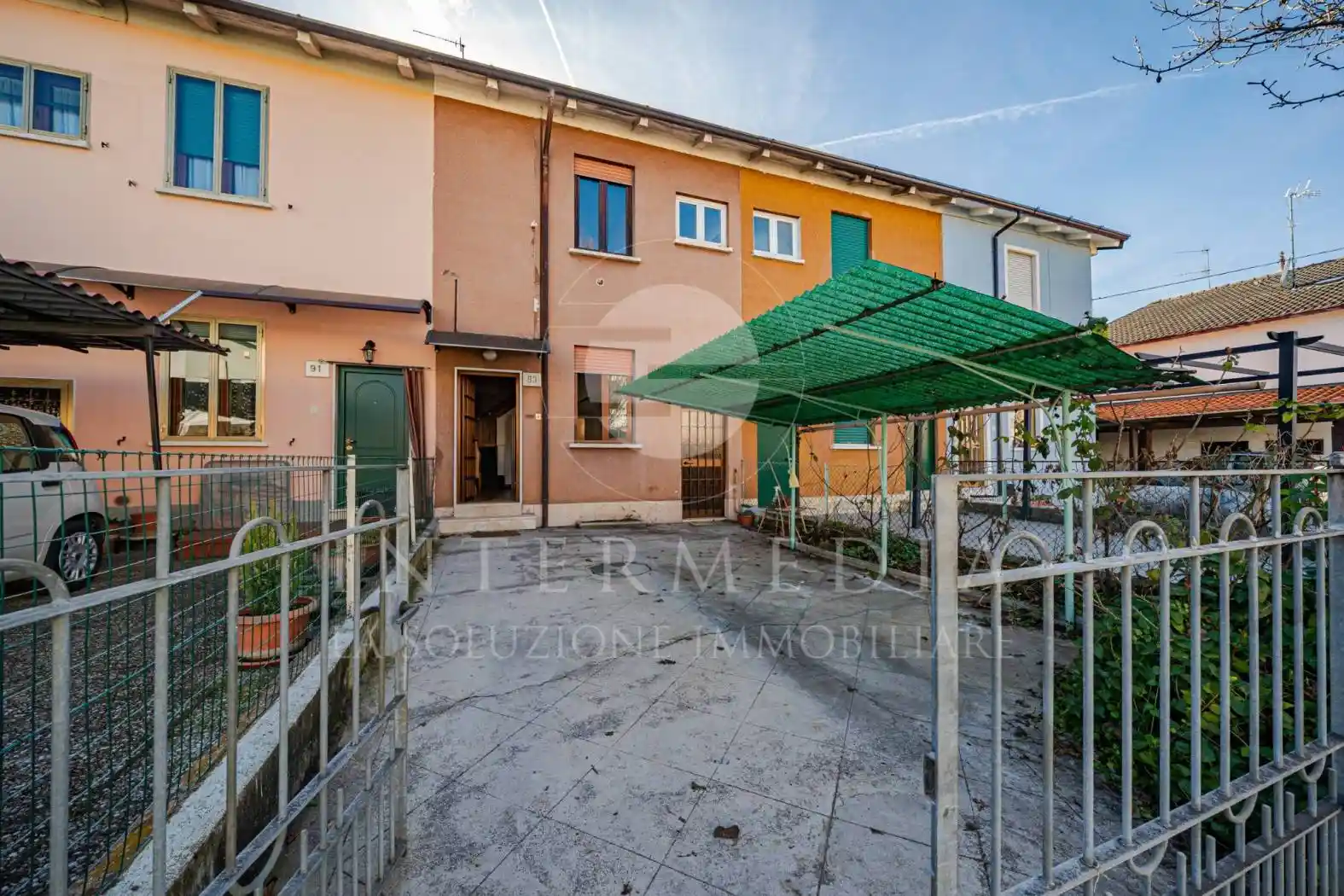 Casa indipendente in vendita a Brescia