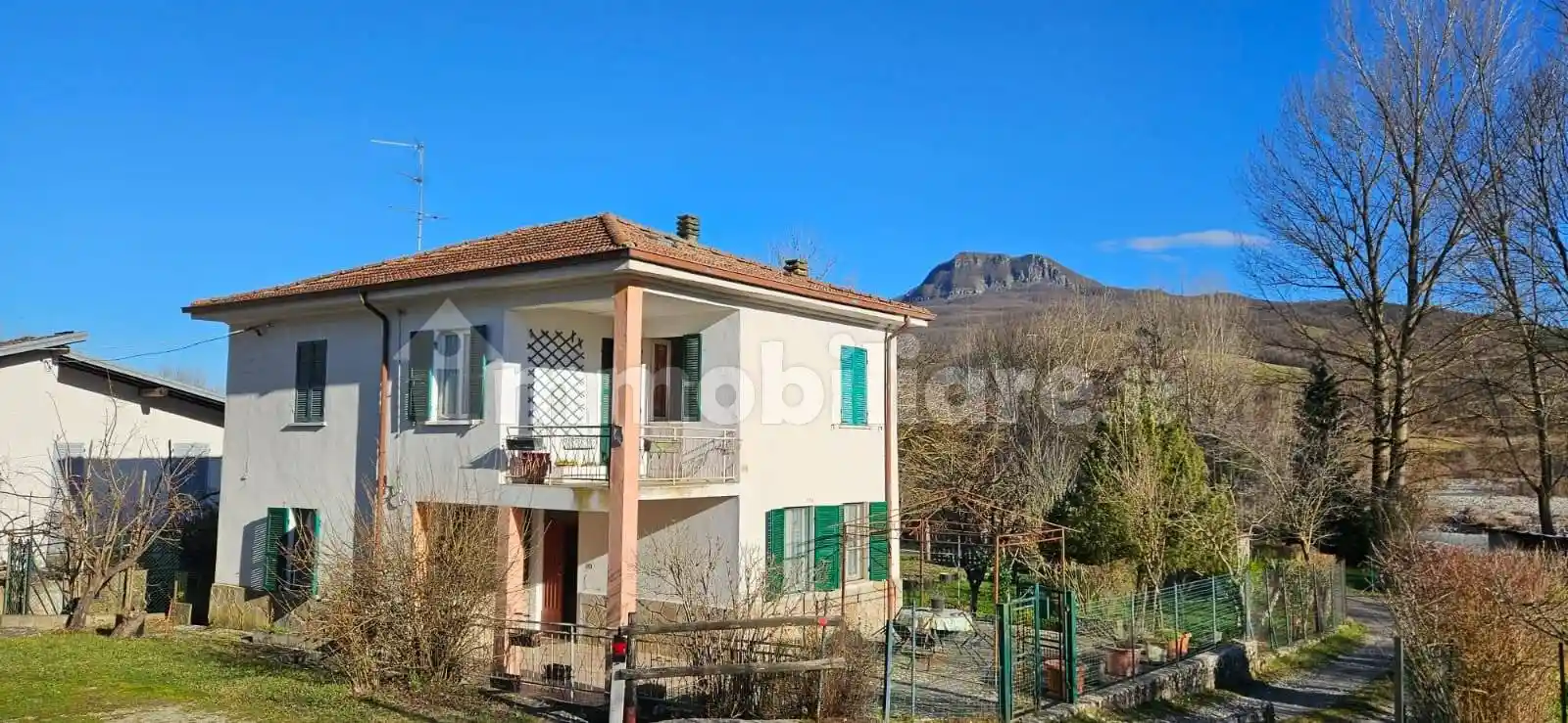 Villa in vendita a Bardi