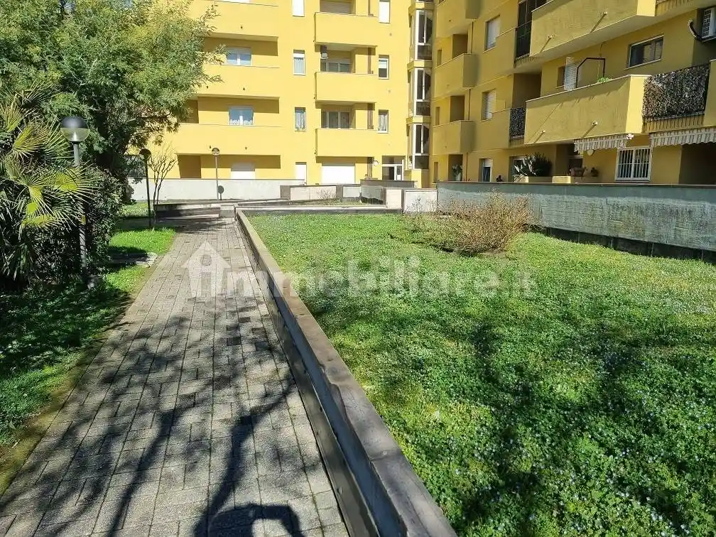 Appartamento in vendita a Rho