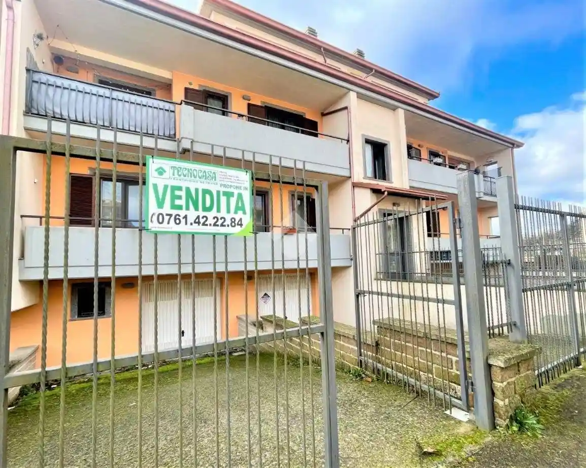 Appartamento in vendita a Valentano