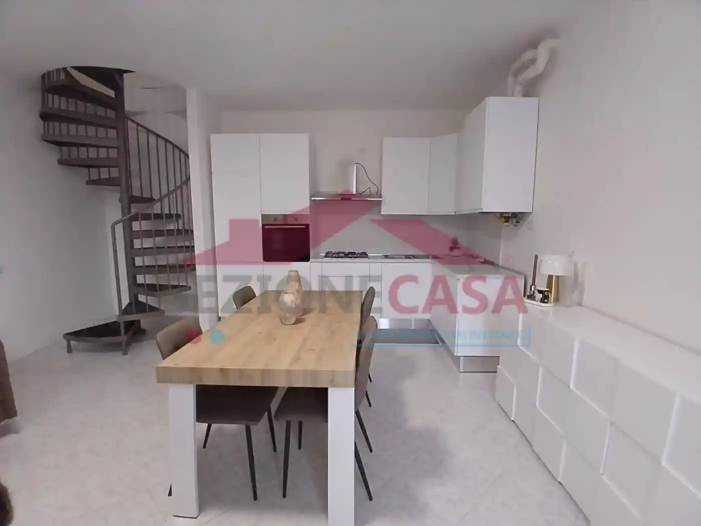 Appartamento in affitto a Saronno