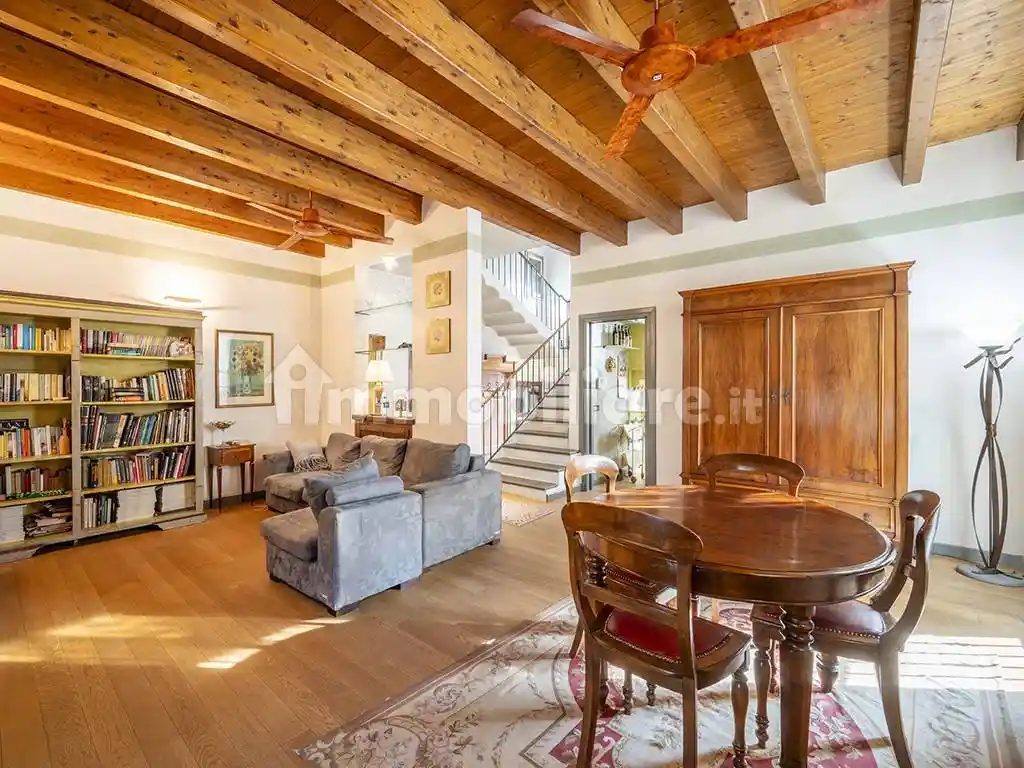 Casa indipendente in vendita a Parma