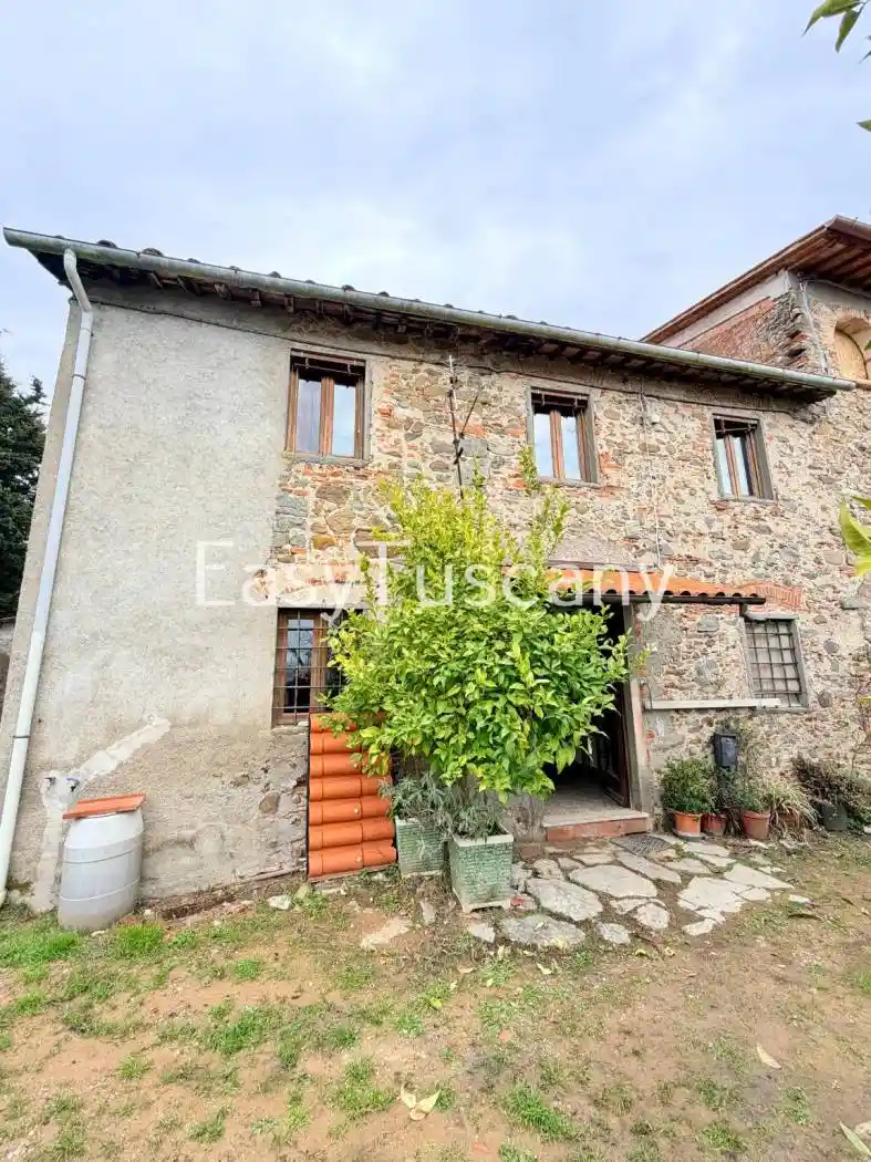 Villa in vendita a Montecatini-Terme