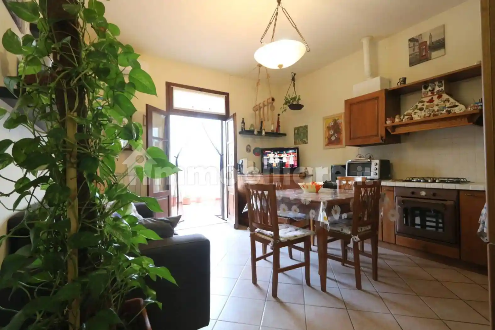 Appartamento in vendita a Vicopisano