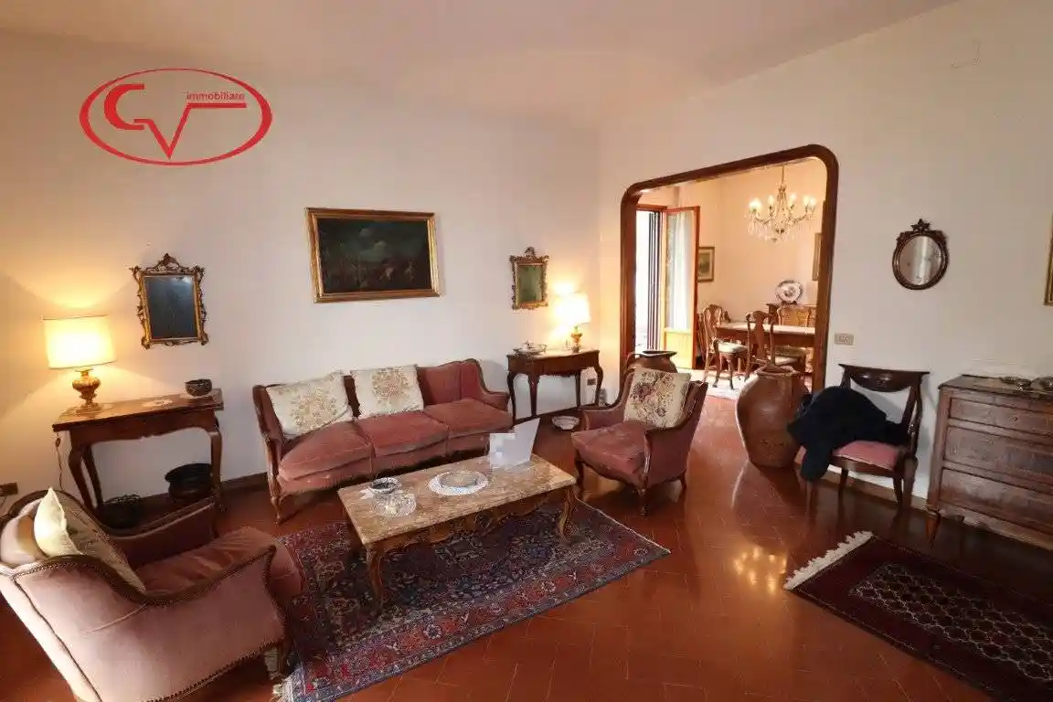 Villa in vendita a Montevarchi