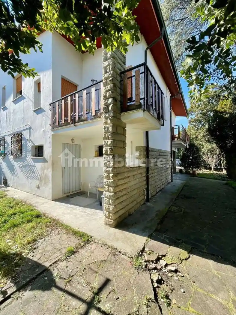 Villa in vendita a Medicina