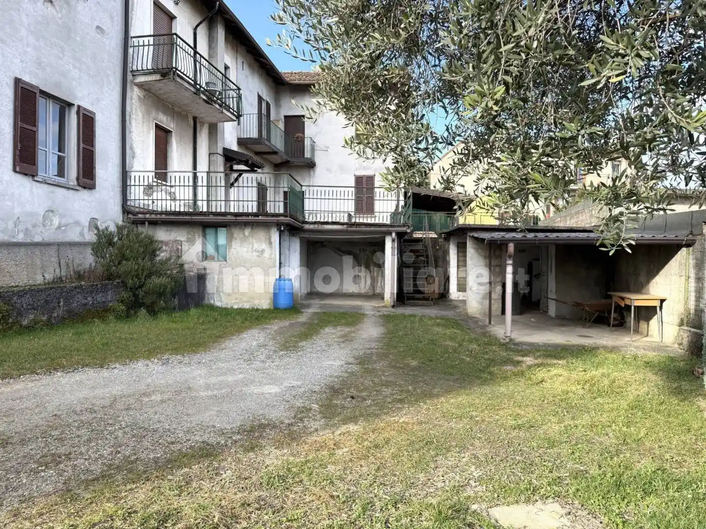 Appartamento in vendita a Monguzzo