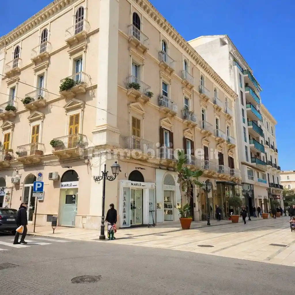 Appartamento in vendita a Taranto