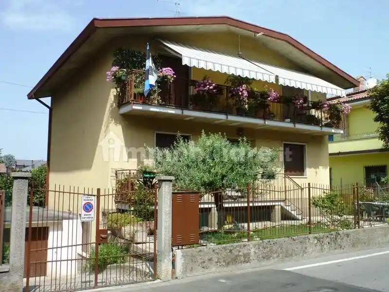 Appartamento in vendita a Valbrembo