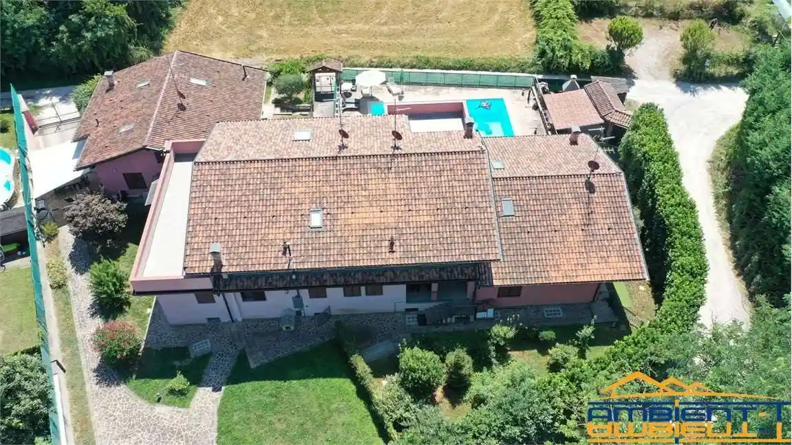 Villetta a schiera in vendita a Robbiate