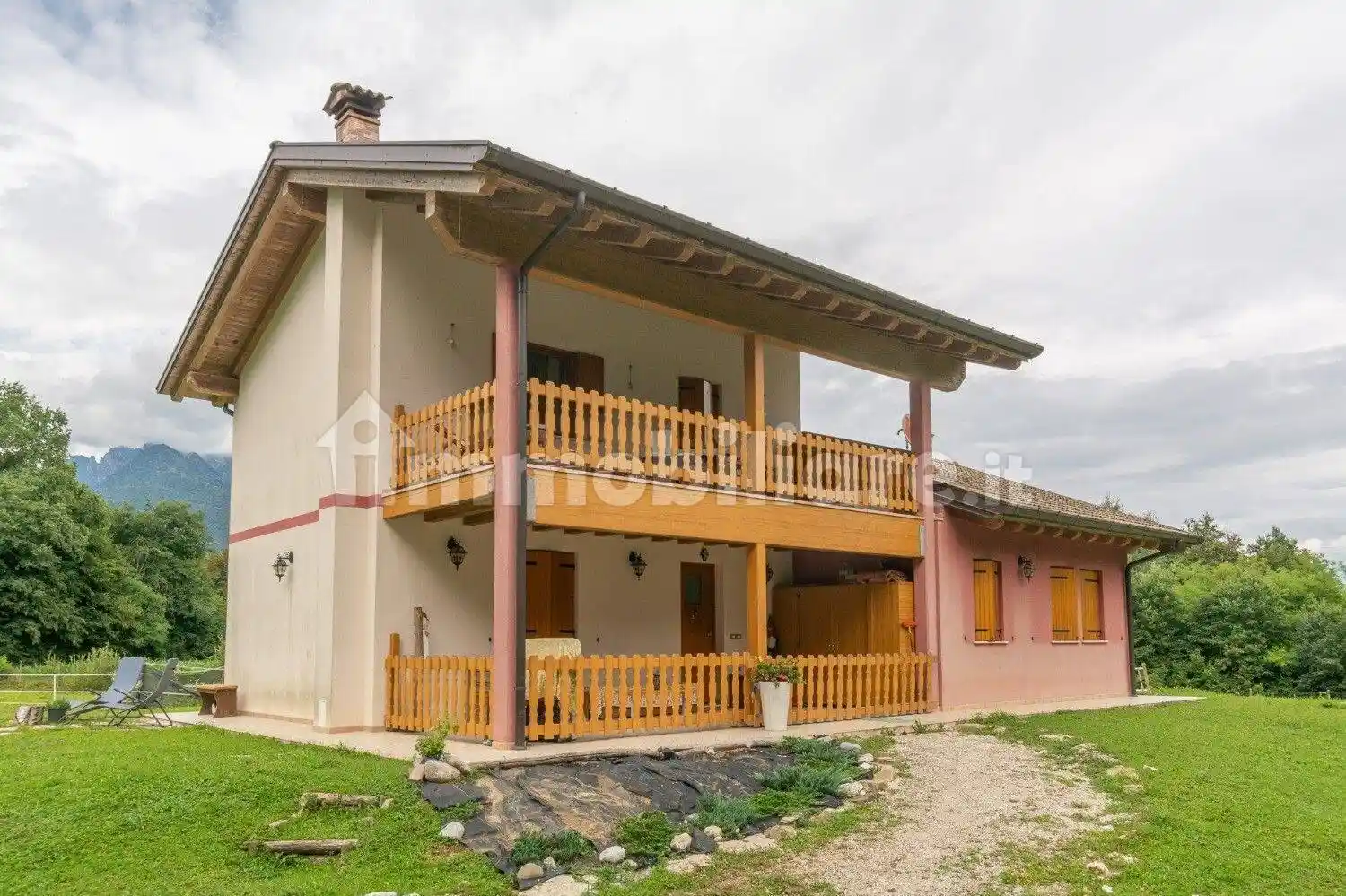 Villa in vendita a Feltre