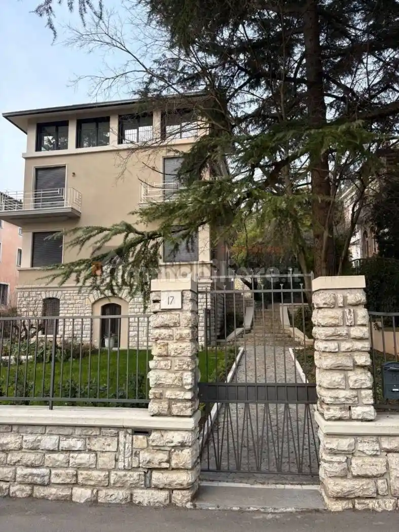 Appartamento in vendita a Brescia