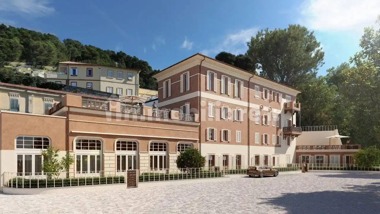 Appartamento in vendita a Livorno