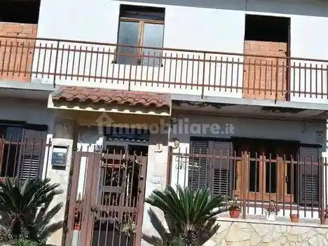 Appartamento in vendita a San Lorenzo del Vallo