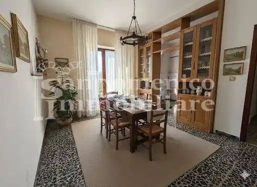 Villa in vendita a Cascina