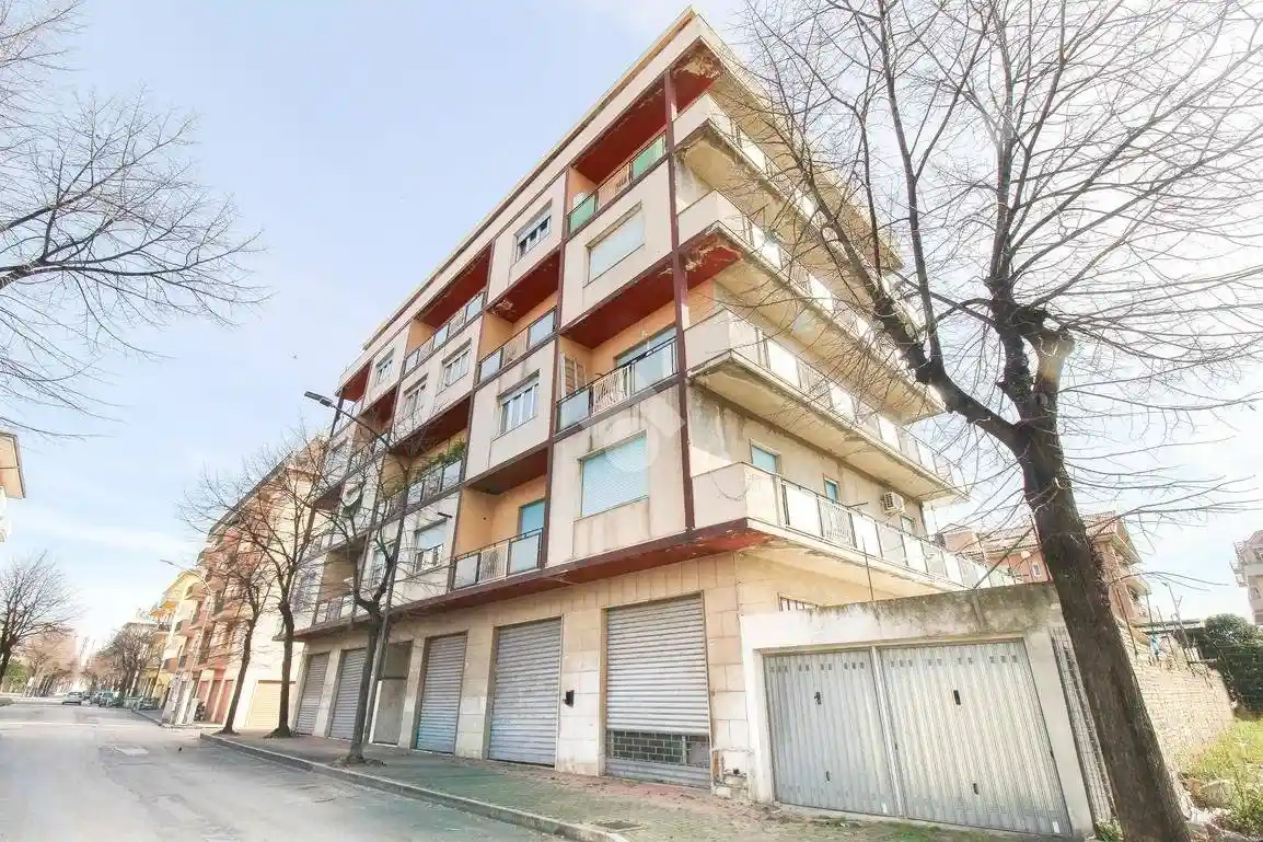 Appartamento in vendita a Pescara